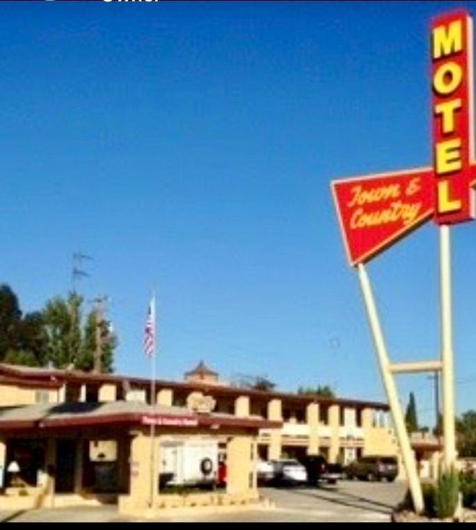 Town & Country Motel Livingston Exterior foto